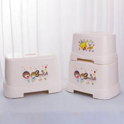 四季方凳（?。?/></a></div>
<div   id=